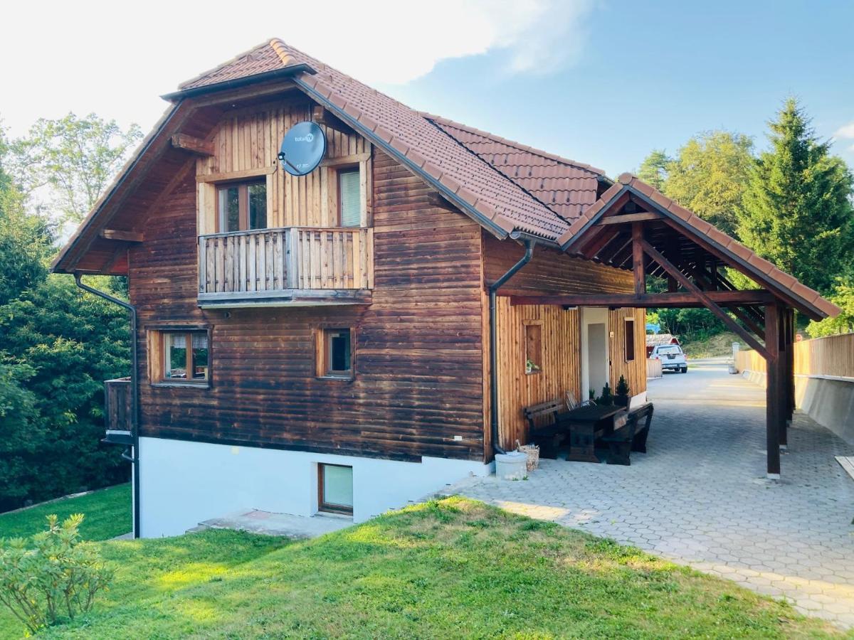 Villa Family House Mozirje Exterior foto